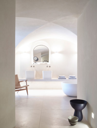 A separate bathroom with steam/hammam bath.