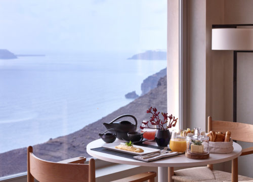 The only French fine dining restaurant on Santorini with a blend of French, Greek, Mediterranean and Spanish gastronomic schools, created by famous chef Jerome Coustillas