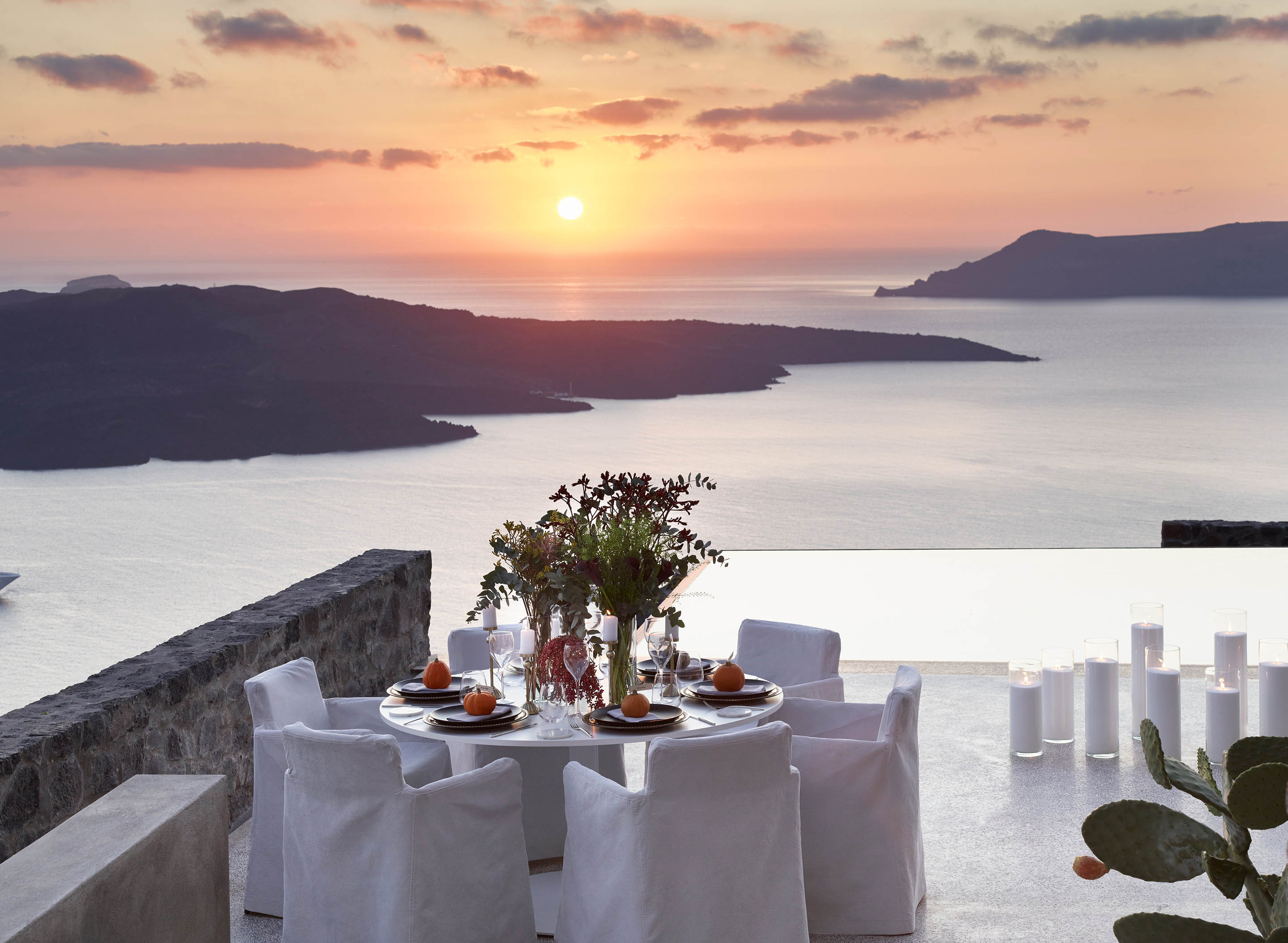 Villa Bordeaux Santorini Greece luxury hotels in santorini with jacuzzi